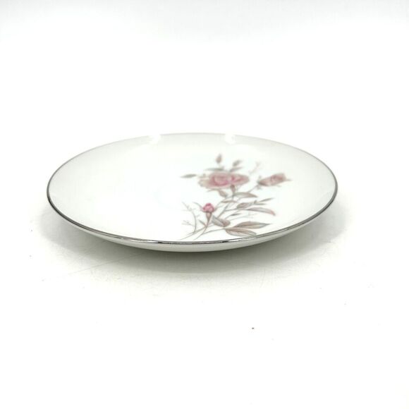 FINE CHINA JAPAN Vintage Laura Teacup Saucer Plate White Floral Platinum Trim - Picture 3 of 10